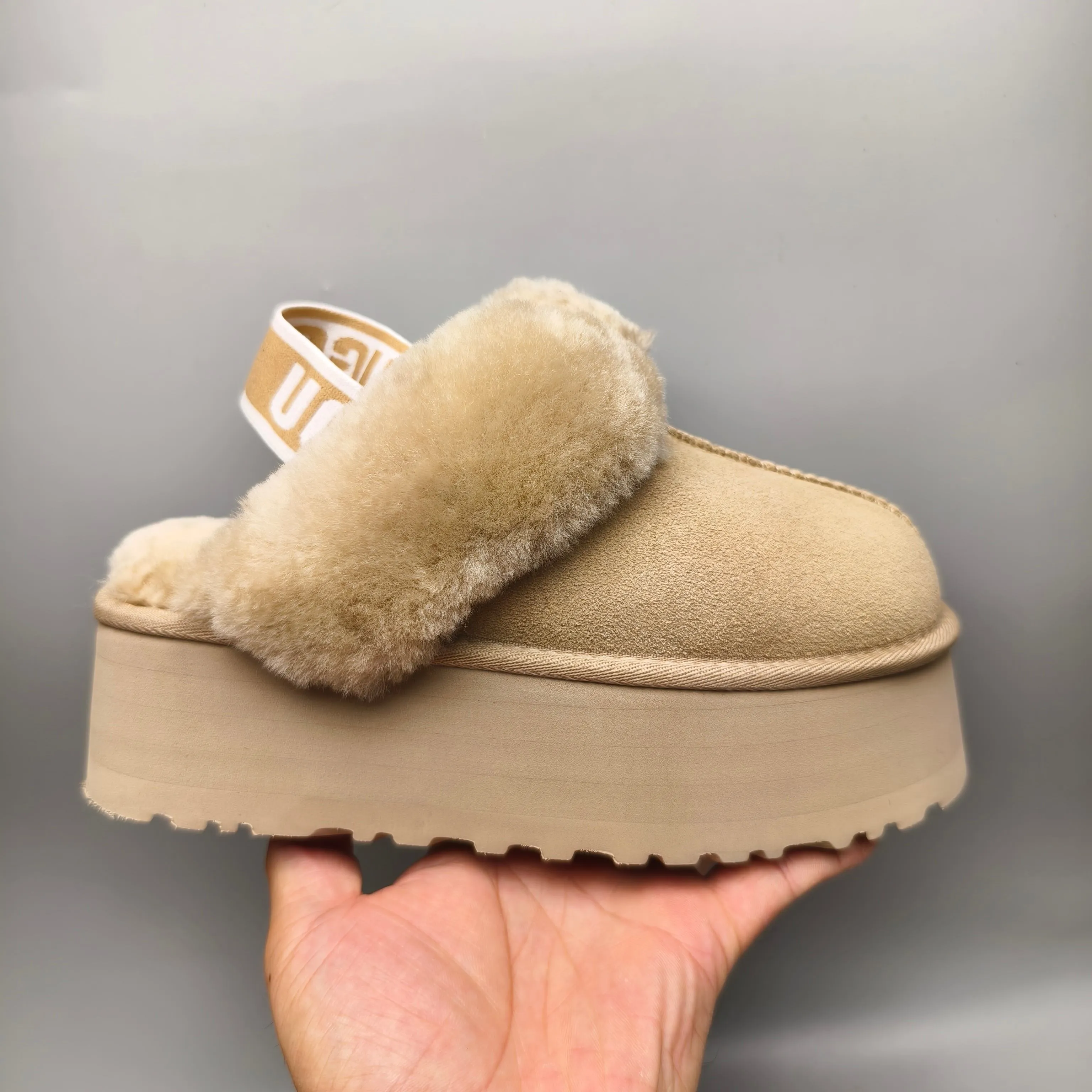 💰 480 UGG sheepskin all-in-one snow boots UGG official website recommends 3474 5-layer 5 cm thick-soled slippers. Color: chocolate, mustard, black, gray, maroon, evening pink. Size: 35-41